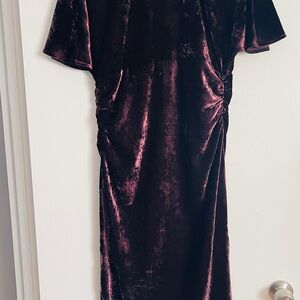 Beautiful dress in “ like new” condition